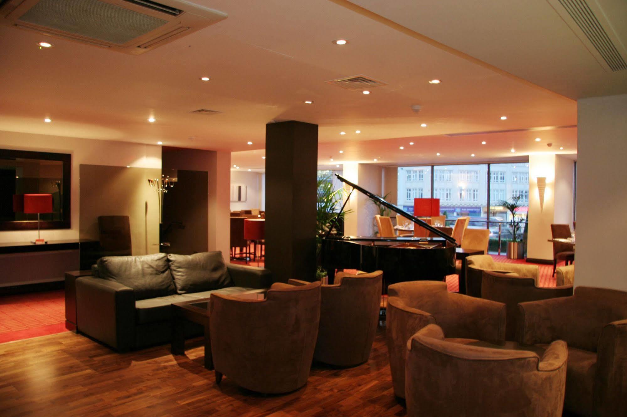 The Dragon Hotel Swansea Buitenkant foto